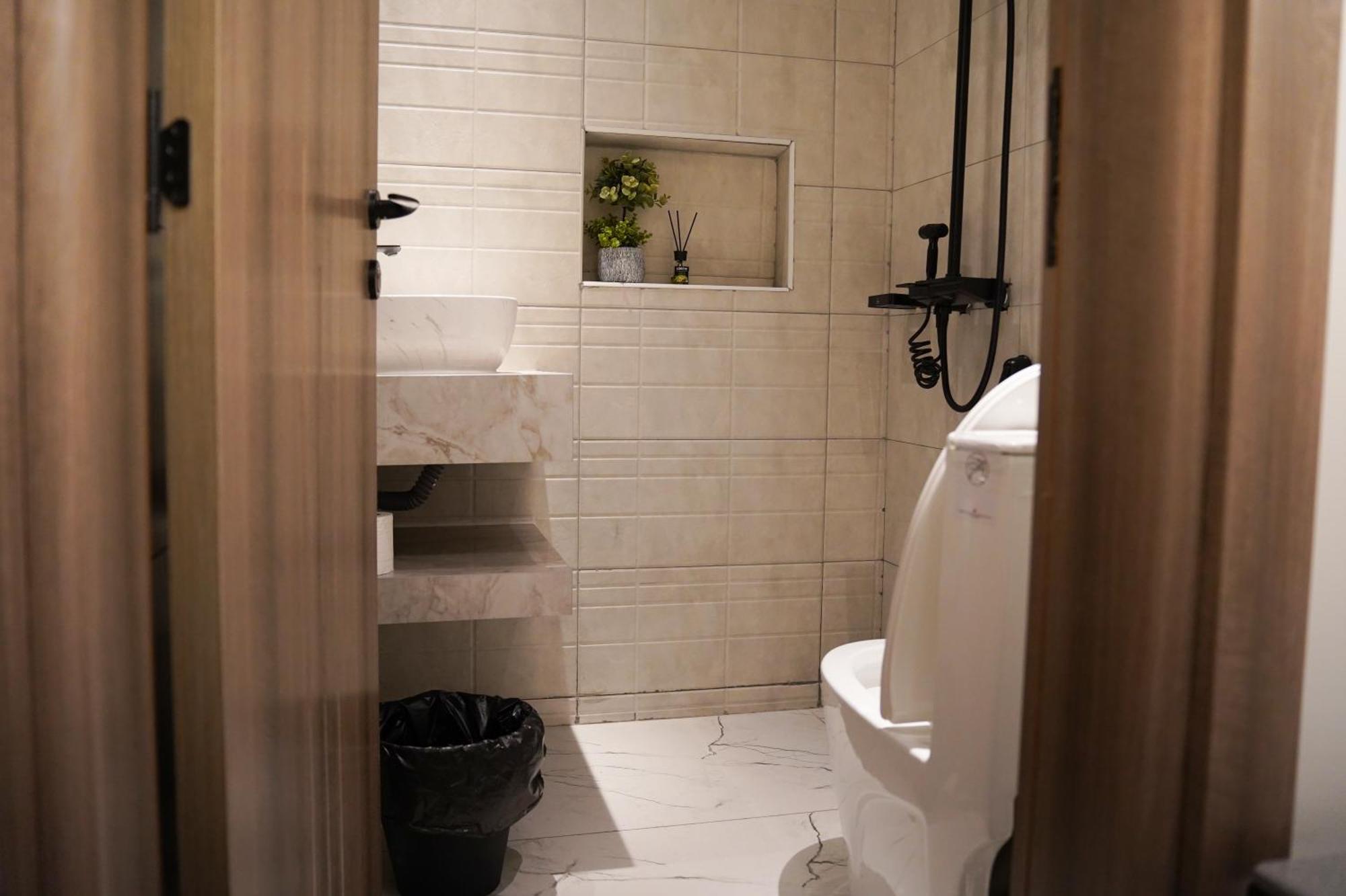 Lavenue Resthouse Apartamento Nizwa Quarto foto